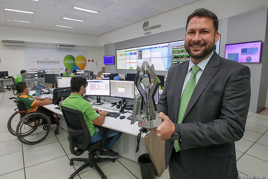 Neoenergia Cosern recebe troféu de empresa com melhor modelo de gestão do Brasil