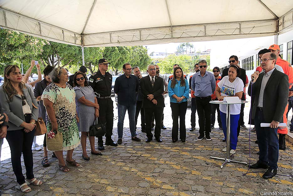 ARENA DAS DUNAS PRESTA HOMENAGEM AO REI PELÉ - Arena das Dunas