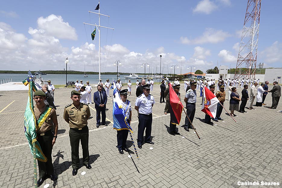 Marinha do Brasil celebra aniversário do Comando do 3º Distrito Naval e homenageia Amigos da Marinha