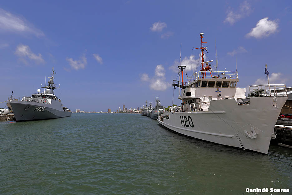 Passagem de comando do Grupamento de Patrulha Naval do Nordeste nesta sesta-feira a bordo do Navio Patrulha Oceânico Araguari