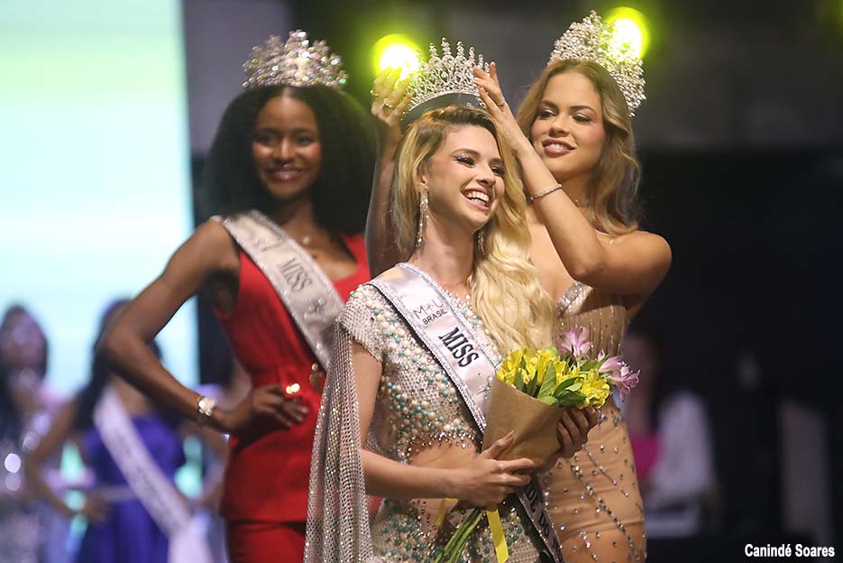 Miss Natal, Geovanna Miranda, é coroada Miss Universe RN 2026
