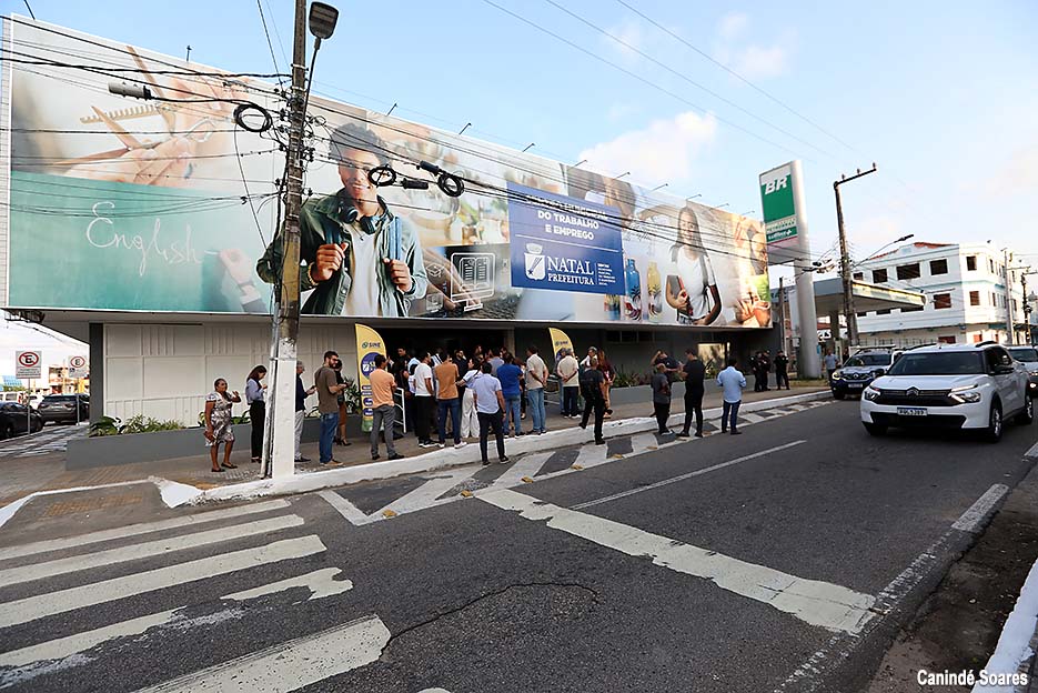 Prefeitura de Natal inaugura novo espaço do Centro Municipal de Trabalho e Emprego na Ribeira