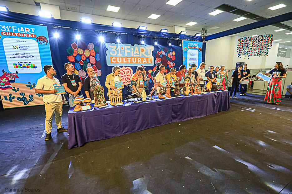 Imagens do domingo, último dia da 31ª Fiart no Centro de Convenções de Natal