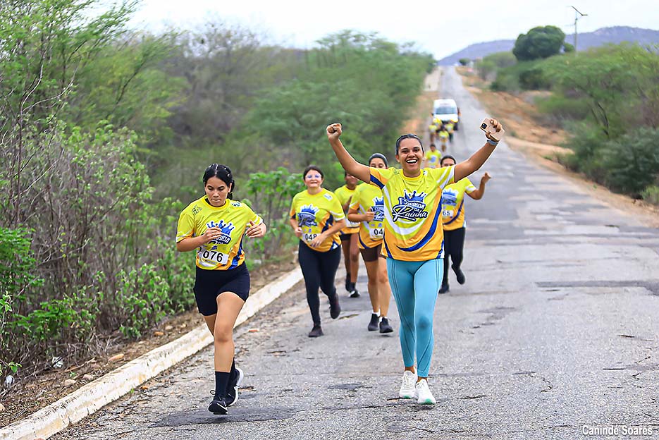 1ª Corrida da Rainha reúne mais de 200 atletas em São Bento do Trairi