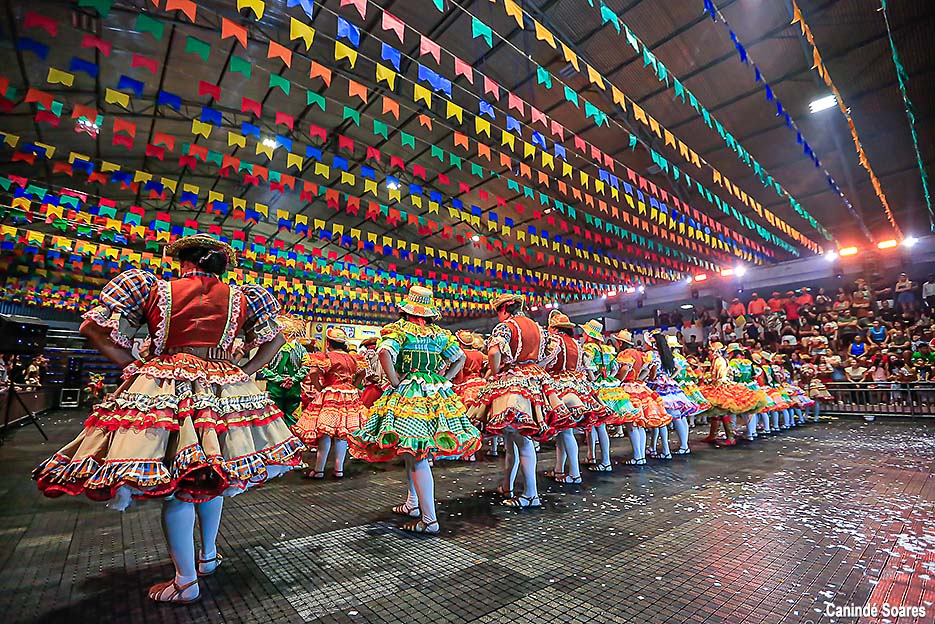 Festival de Quadrilhas Juninas da Prefeitura do Natal teve início a programação nesta sexta-feira (31)