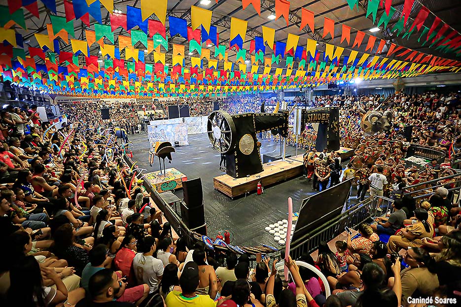 Balão Dourado e Coração Matuto vencem Festival de Quadrilhas de Natal